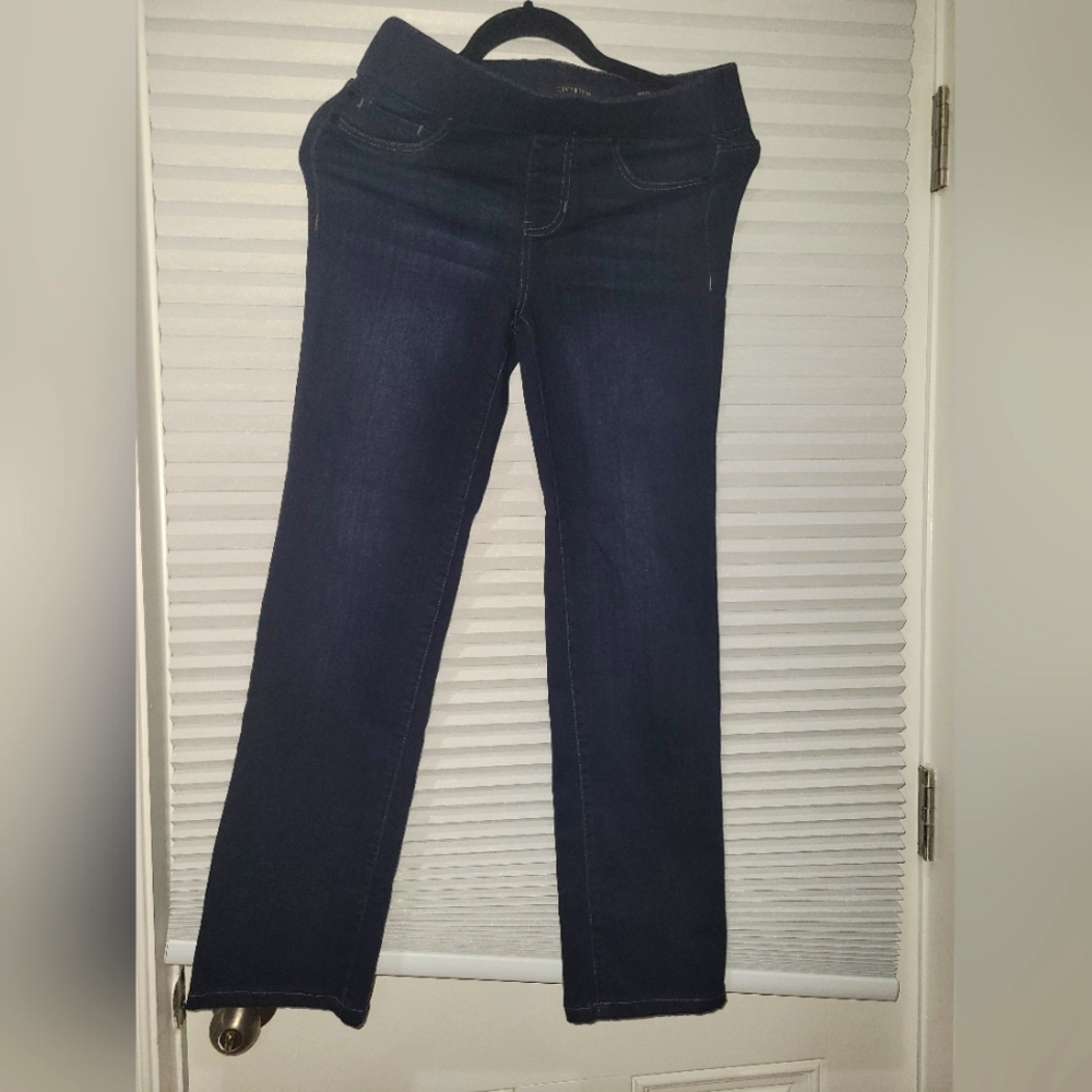 Liverpool Jeans Womens 4/27 Denim Pull On the straight, color Dynasty Dark.